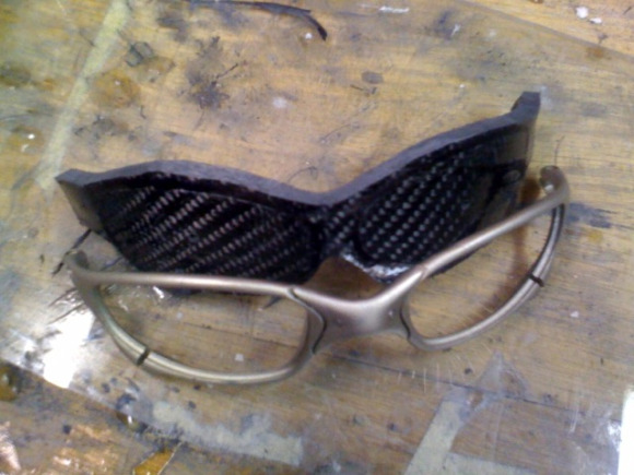 Making custom carbon fiber Oakley Juliet sunglasses