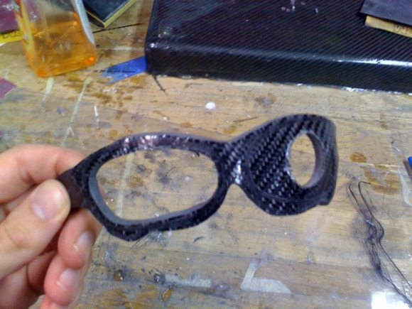 Making custom carbon fiber Oakley Juliet sunglasses