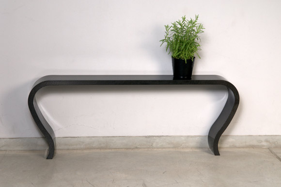 Lima Lima carbon fiber table