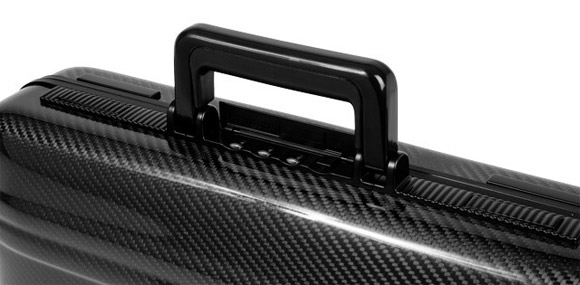 Zero Halliburton carbon fiber attache handle