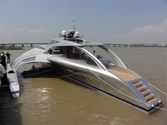 Carbon fiber Adastra yacht