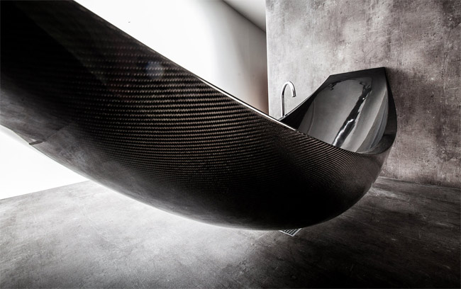 Vessel carbon fiber hammock bathtub