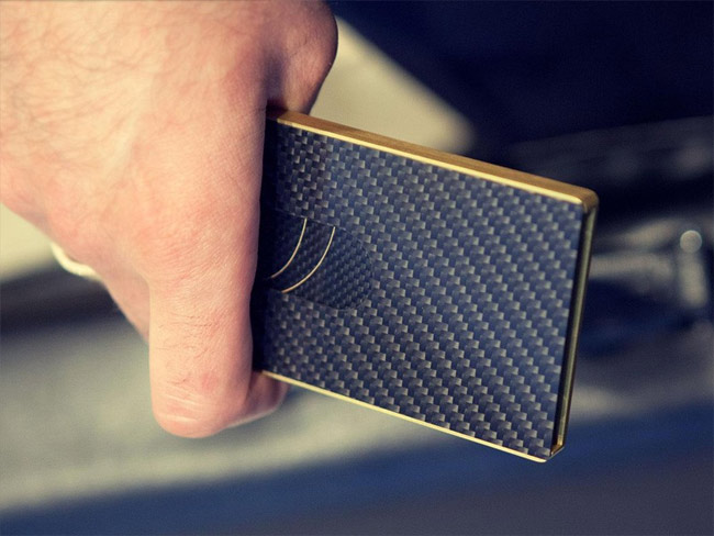 Carbon fiber business card from Cardissimo