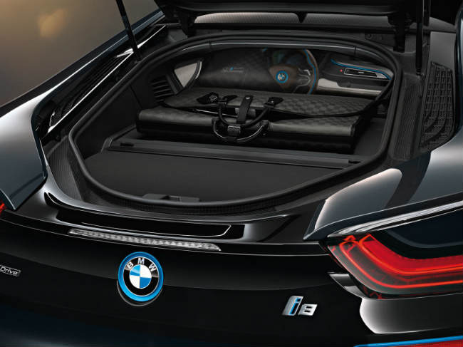 carbon fiber bmw i8 garment bag